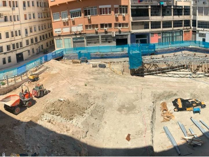 Un juez ordena revisar la licencia del aparcamiento en el patio de manzana de Retiro tras el recurso vecinal