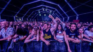 Público durante la actuación del grupo musical Arde Bogotá en el Mad Cool 2026