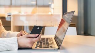 ¿De qué manera la digitalización ha revolucionado el acceso a servicios financieros?