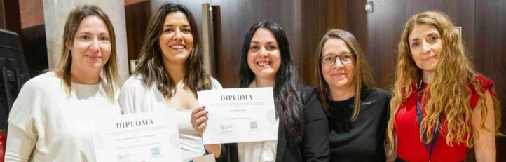 Algunas integrantes del equipo del Servicio de Ayuda a Domicilio (SAD) de Clece de la dirección regional Centro. De izqda. a dcha. Coral Falcón, Rocío Platero, Sara López, Inés García y Elena Mateos.
