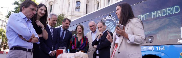 Todos los autobuses de EMT tendrán desfibrilador en octubre