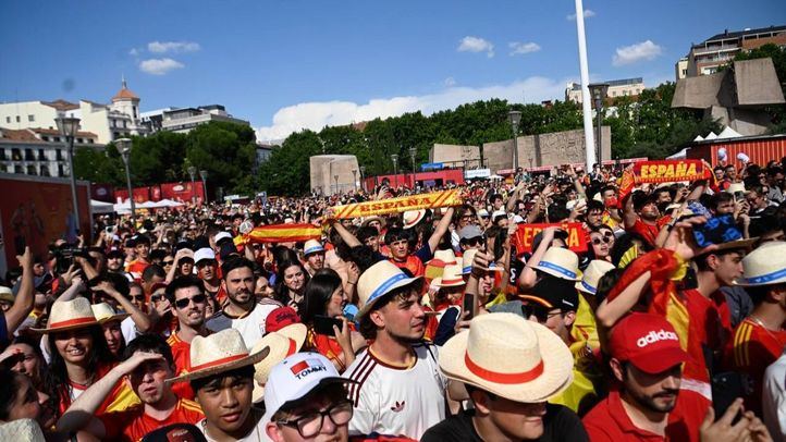 Dónde ver la final del Mundial: Colón duplica sus pantallas