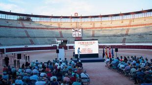 Un momento del acto de presentación en la plaza de Colmenar Viejo.