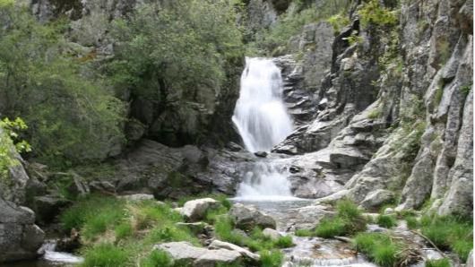 Siete cascadas para escapar del calor en la Sierra Norte de Madrid