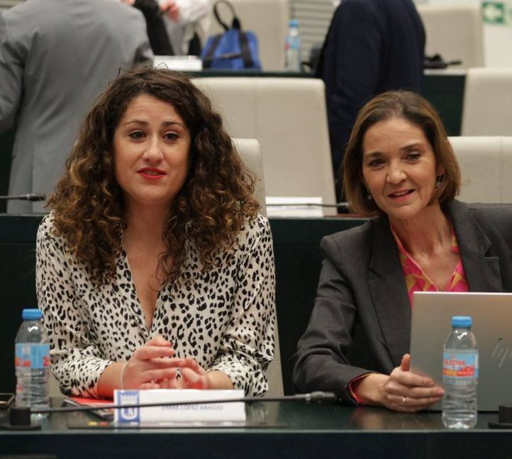 Cibeles despide el curso político con el PSOE mirando a 2027 y Vox en plena crisis