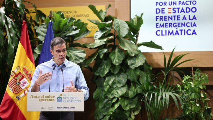 El presidente del Gobierno, Pedro Sánchez, interviene durante la clausura de la presentación de la Red de Refugios Climáticos, en el Ministerio para la Transición Ecológica y el Reto Demográfico, a 27 de julio de 2026, en Madrid