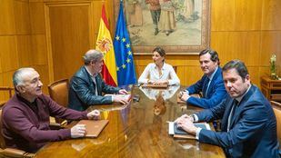 Concluye sin acuerdo la reunión del Gobierno y los agentes sociales para pactar la subida del salario mínimo