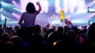 El Gobierno anuncia un bono cultural de 400 euros para jóvenes de 18 años