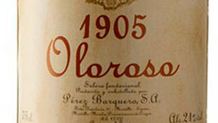 1905 Solera Fundacional Pérez Baquero, el mejor vino del mundo