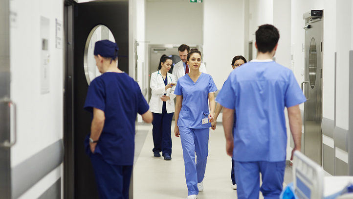 BBVA se ha unido al plan puesto en marcha en España por Cruz Roja con el objetivo de reducir el impacto social de la pandemia COVID-19.