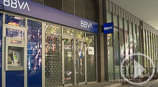 Sabadell acusa a BBVA de vulnerar el régimen de OPAs