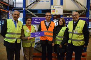 BBVA apadrina una calle del Banco de Alimentos de Madrid