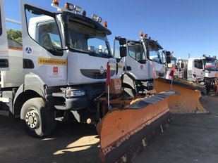 Las máquinas quitanieves han trabajado durante la noche.