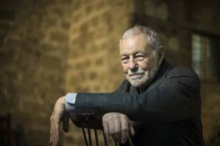 Estos son los libros más leídos de Eduardo Mendoza