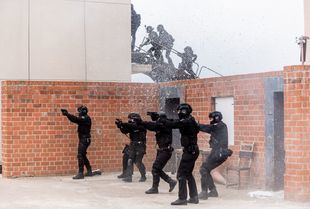 Arrestado en Parla el hombre armado que se atrincheró tras ser denunciado por su mujer