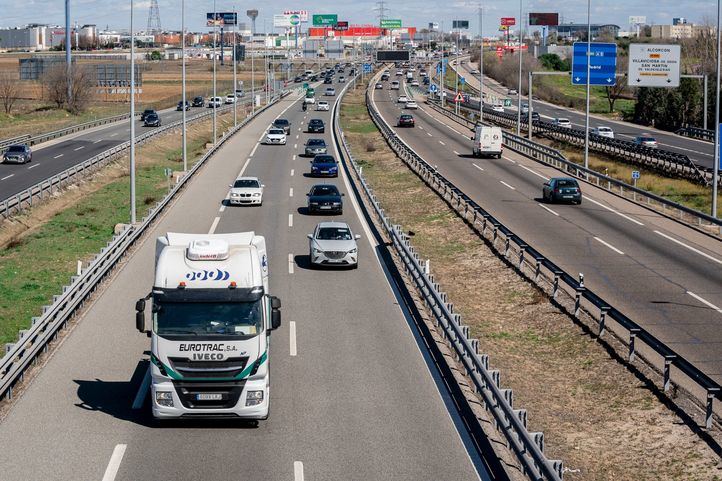 Atasco en la autovía A5