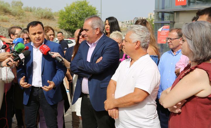 Los alcaldes socialistas de San Fernando de Henares, Javier Corpa, y de Coslada, Ángel Viveros