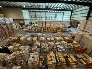 La solidaridad madrileña con Valencia llena un pabellón de Ifema, tres naves en Alcalá y un espacio del CSIC