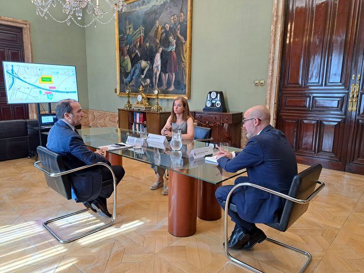 Borja Carabante, Sara Hernández y Francisco Martín