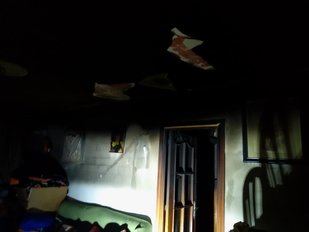 Quince personas intoxicadas tras el incendio de un colchón en Móstoles