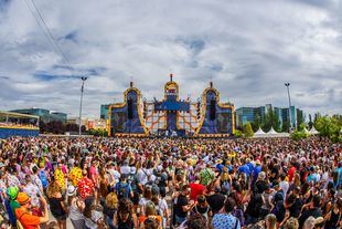 Ifema Madrid se transforma en una máquina del tiempo hacia la música de los 90
