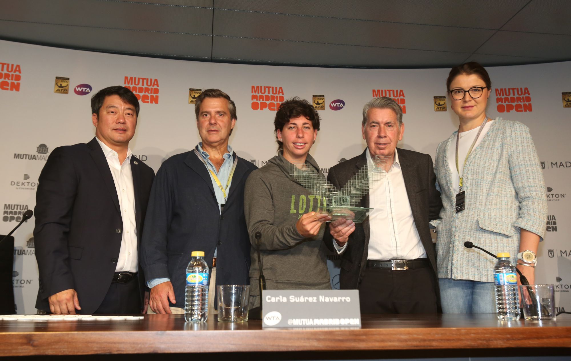 Ecovidrio fabrica los trofeos del Mutua Madrid Open con el vidrio reciclado de los madrileños