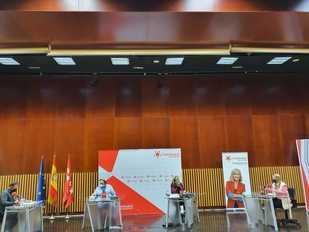 Nacho Murgui, Nieves Herrero, Silvia Saavedra y Constantino Mediavilla en Com.permiso