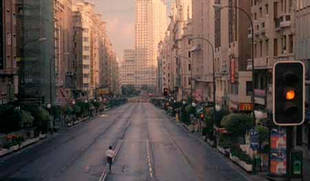 Gran Vía sin coches, emulando a Amenábar