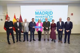 Foto de familia durante el balance del Plan Sures.