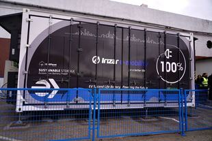 Contenedor para el almacenamiento estático de energía eléctrica en el que se integran baterías en segundo ciclo de vida