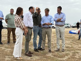 Alfonso Serrano visita las zonas quemadas de Tres Cantos y Colmenar Viejo con sus alcaldes