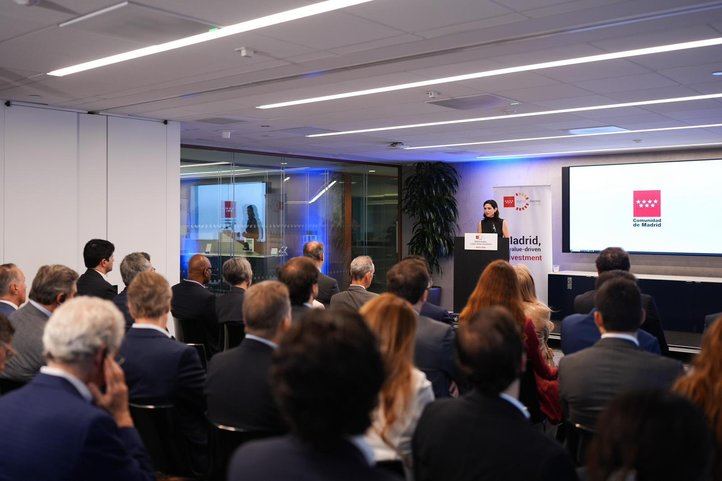 Isabel Díaz Ayuso en Nueva York con inversores