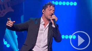 Bisbal celebra su cumpleaños cantando en el Teatro Real