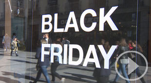 Consejos de la OCU y la policía para el Black Friday