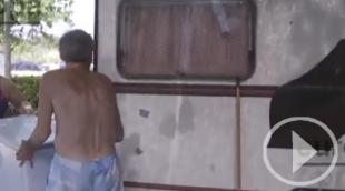 Algunos ciudadanos regresan a casa ante las elecciones del 23J