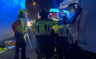 Una dotación de Bomberos de Madrid ha rescatado al herido de mayor gravedad