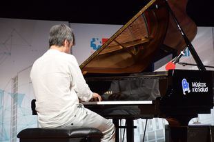Inauguración de un nuevo Piano por la Salud en el Hospital Universitario Ramón y Cajal de Madrid.