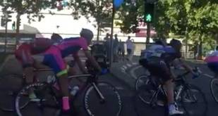 Cerca de 200 ciclistas participan en el 'Trofeo del Carmen 2017' de Puente de Vallecas