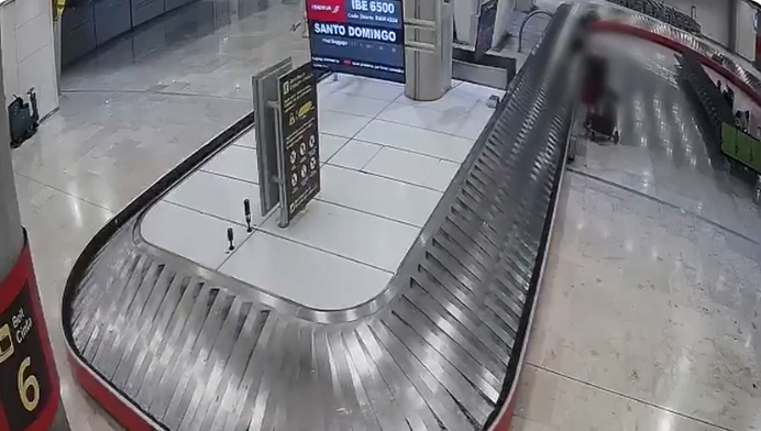 Cinta transportadora de maletas en Barajas