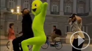 El avistamiento del "Marciano bailarín" en el Palacio Real