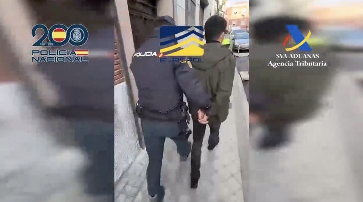 Detención de uno de los miembros de la tríada china que vendía mujeres para su explotación sexual