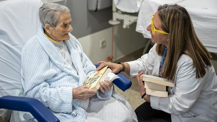 Día del Libro en geriatría del Hospital Gregorio Marañón