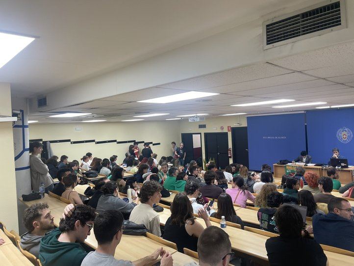 Encierro de estudiantes en la Facultad de Matemáticas de la UCM