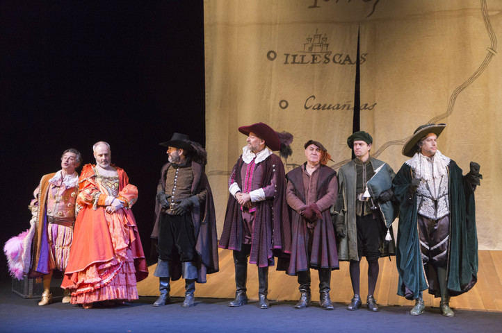 'Entre bobos anda el juego', en el Teatro de la Comedia.