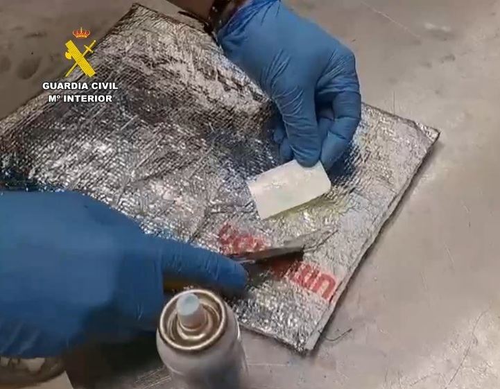 Droga interceptada en Barajas