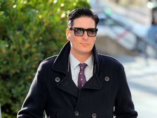 Luis Medina se presenta como "un facilitador" que solo quería "ayudar a traer mascarillas"