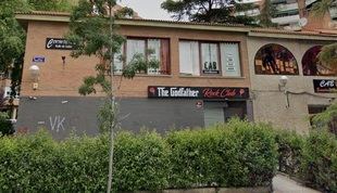 Un choque fortuito en una discoteca de Puente de Vallecas acaba con una mujer apuñalada