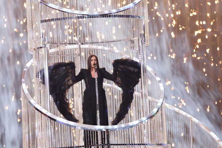 La cantante Yuval Raphael interpreta la canción 'New Day Will Raise', con la que quedó en segunda posición en Eurovisión 2025