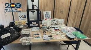 En el posterior cacheo, los policías le intervinieron más de mil euros en efectivo