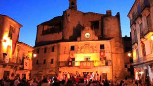 Las fiestas de los Fueros en Sepúlveda, con el recuerdo a Víctor Barrio